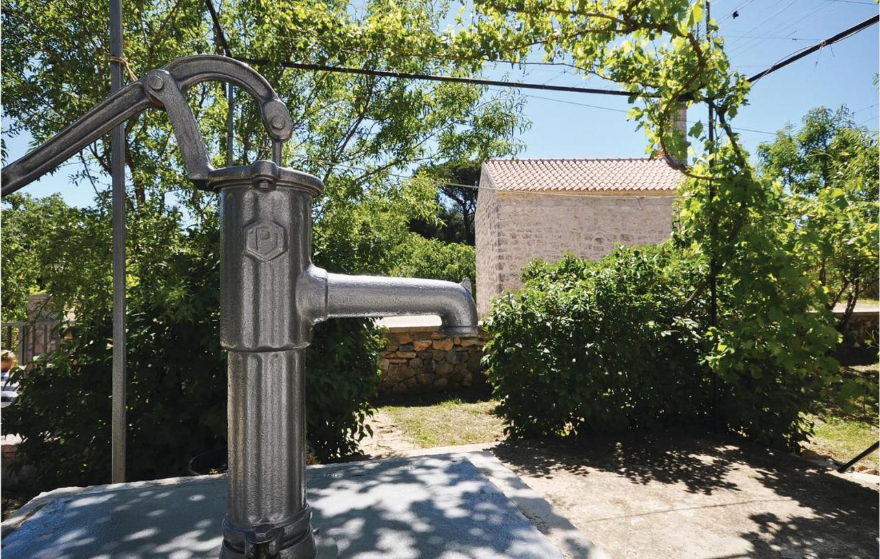 Nice Home In Jezera With Wifi Exterior foto
